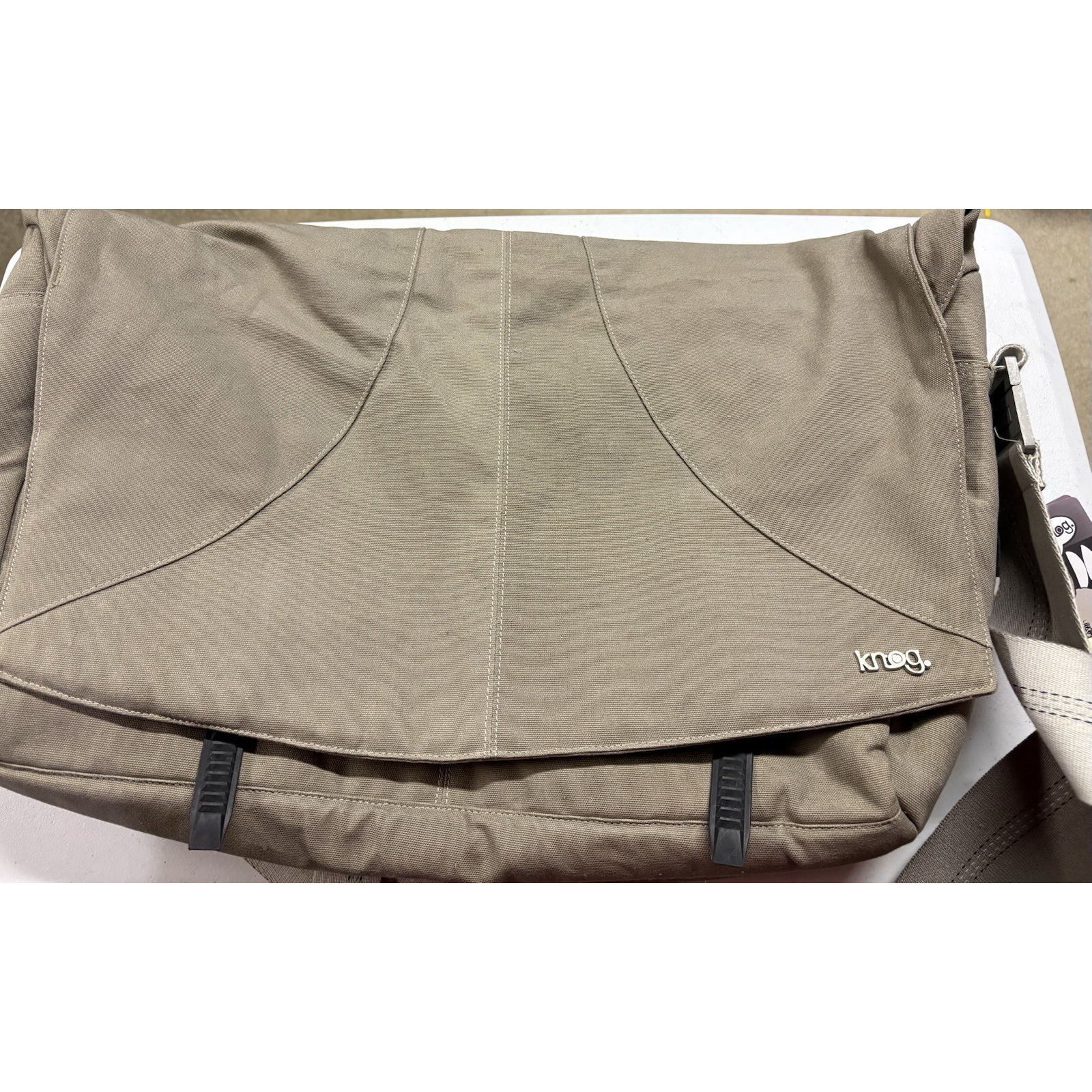 Vintage Knog 17inch Messenger Bag With Tags Dirty Stone Color